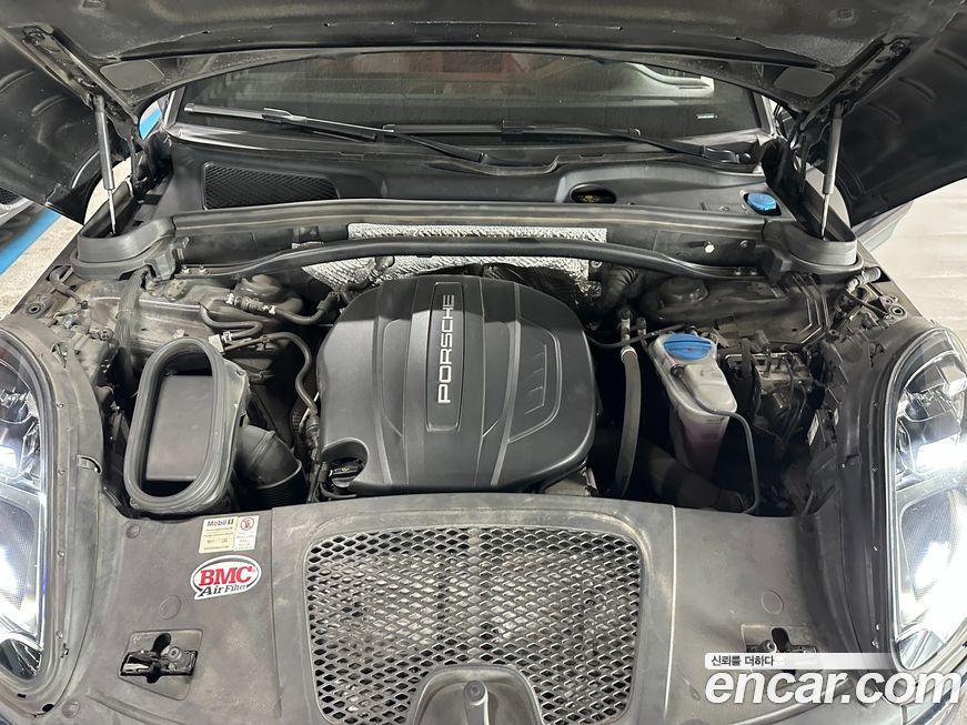 Porsche Macan 2018