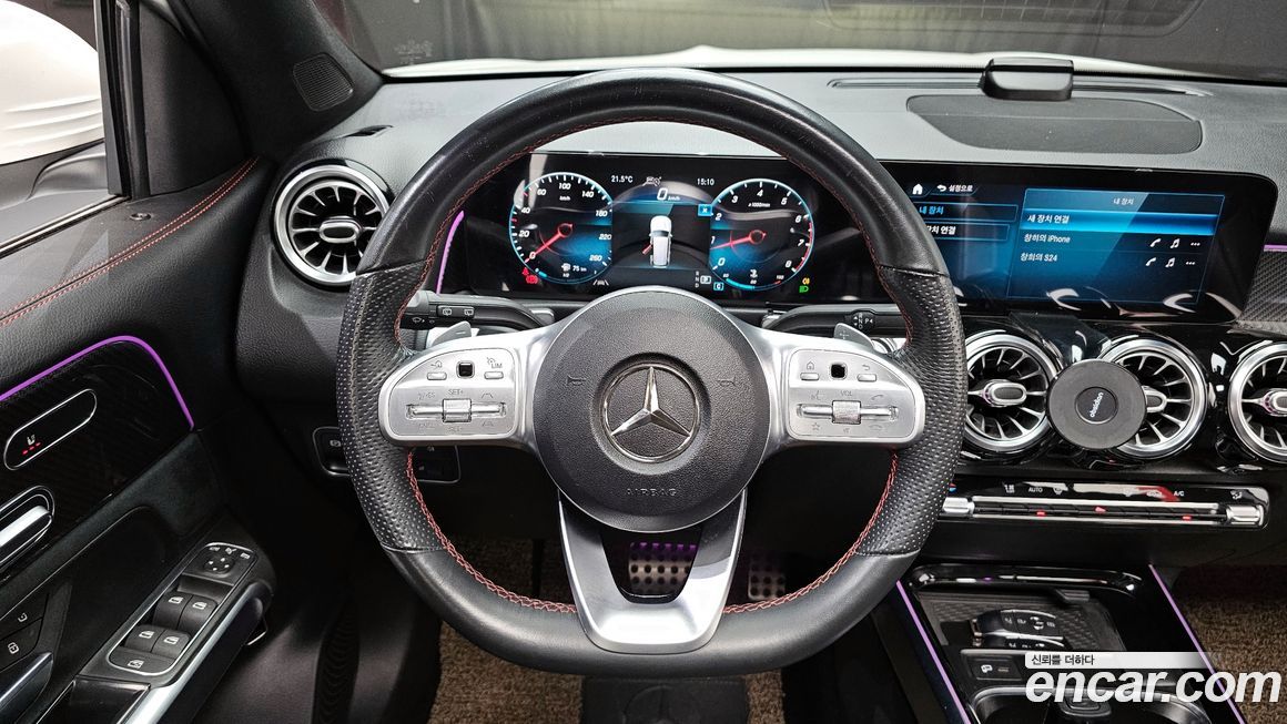 Mercedes-Benz GLB-Class 2021