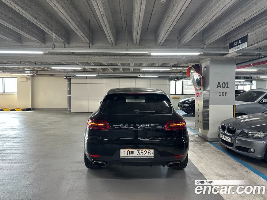 Porsche Macan 2018