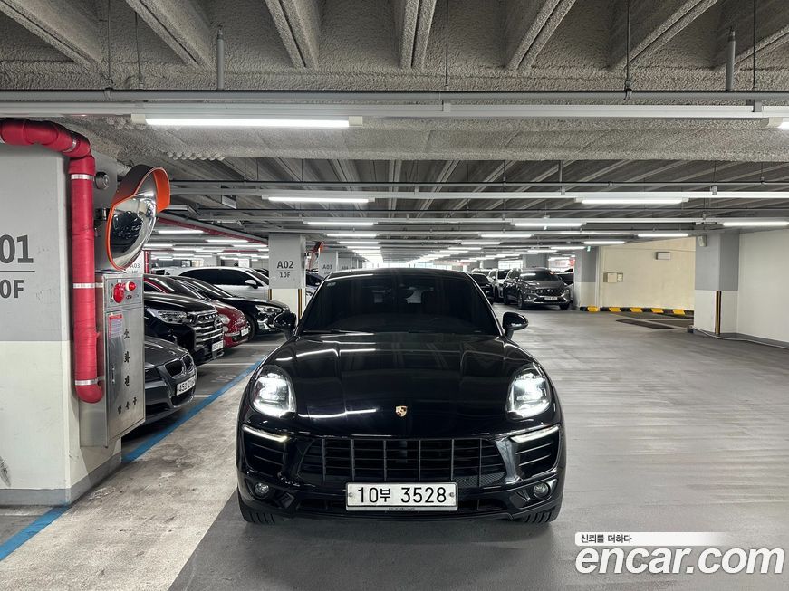 Porsche Macan 2018