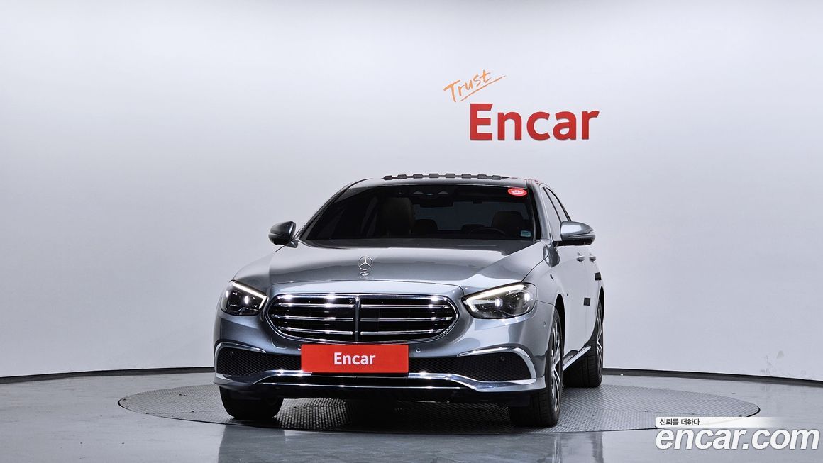 Mercedes-Benz E-Class 2021