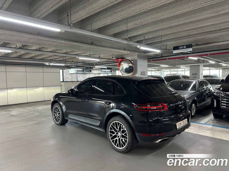 Porsche Macan 2018