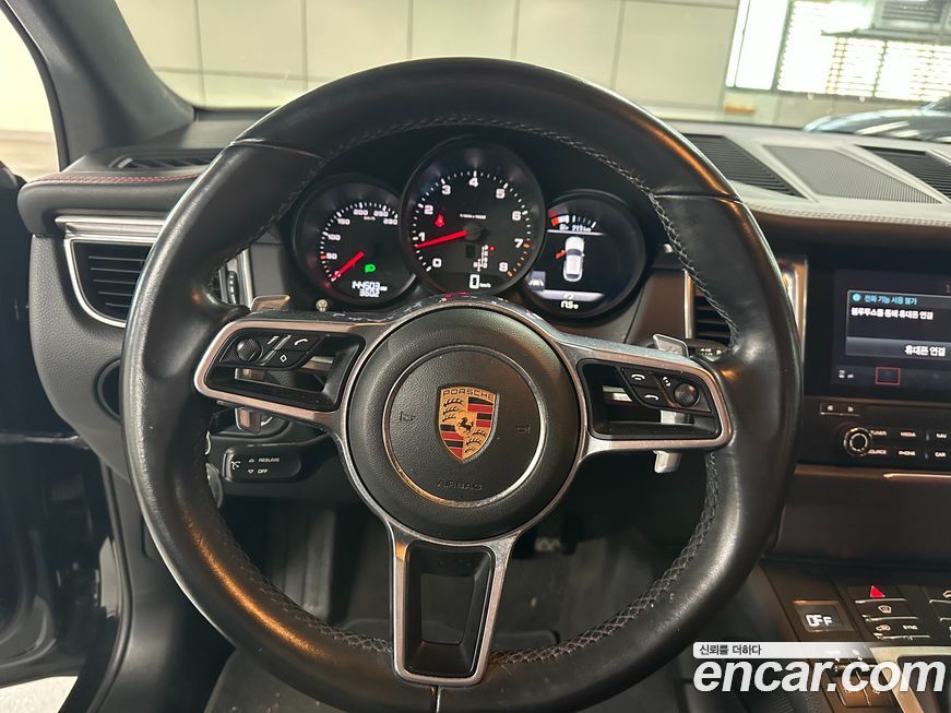 Porsche Macan 2018