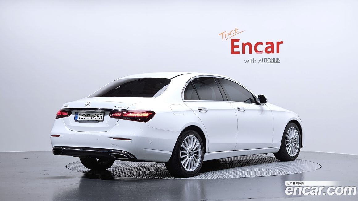 Mercedes-Benz E-Class 2021