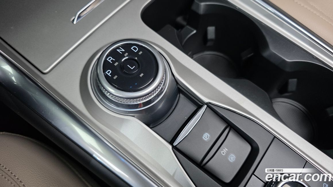 Ford Explorer 2023