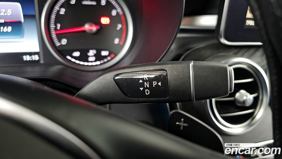 Mercedes-Benz GLC-Class 2019