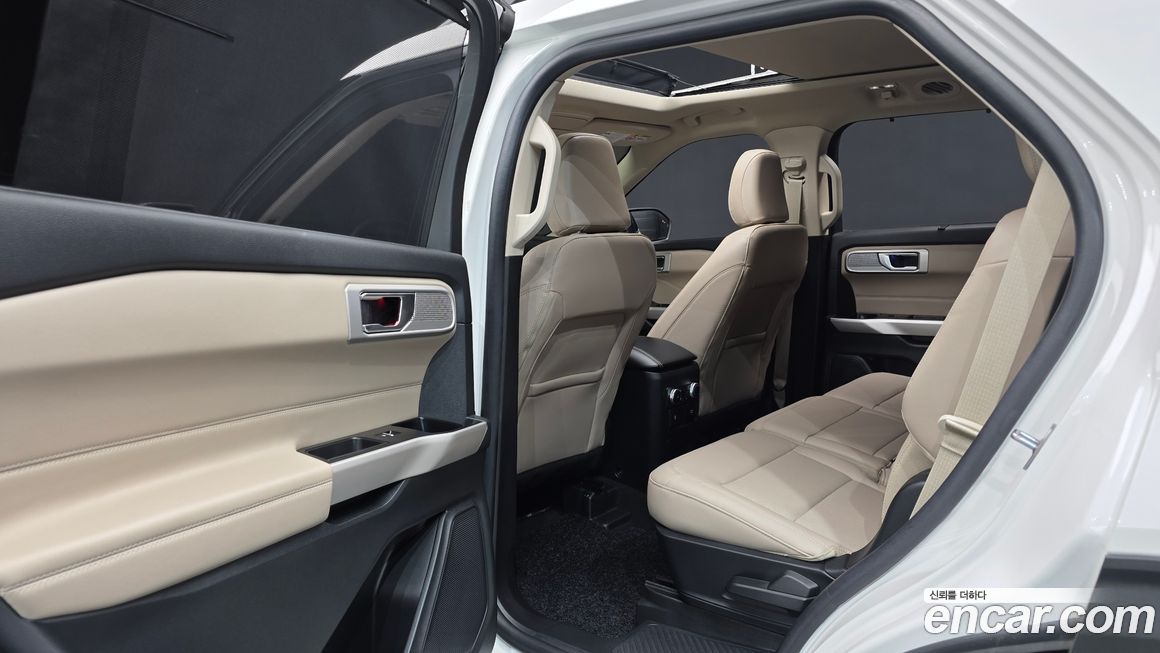 Ford Explorer 2023