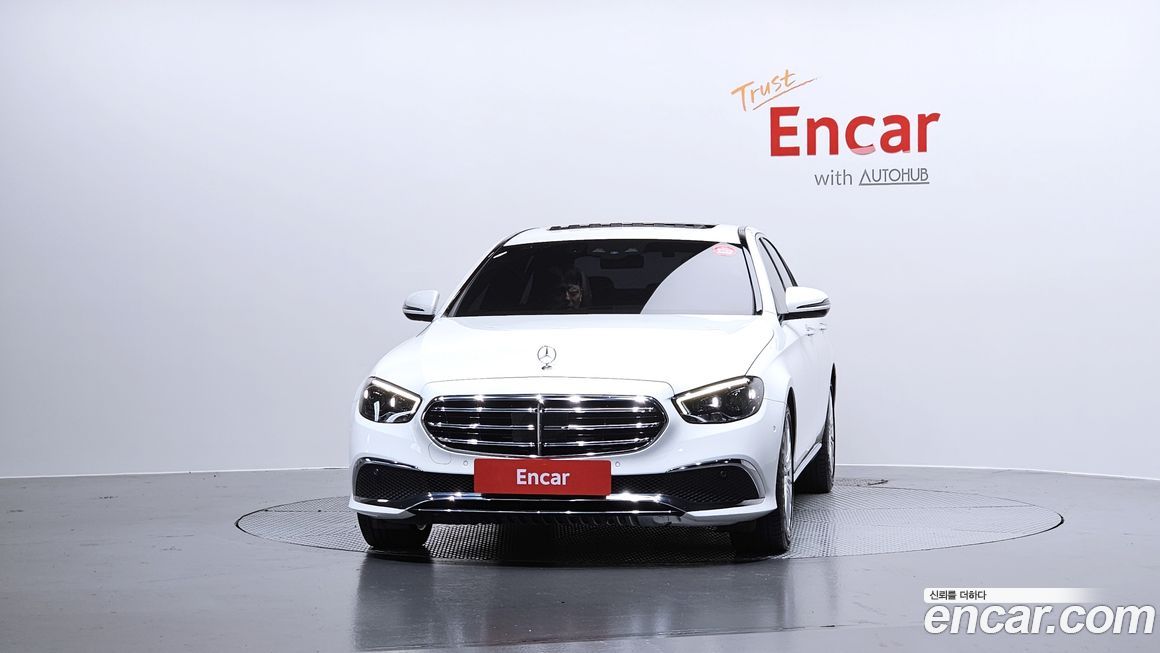 Mercedes-Benz E-Class 2021