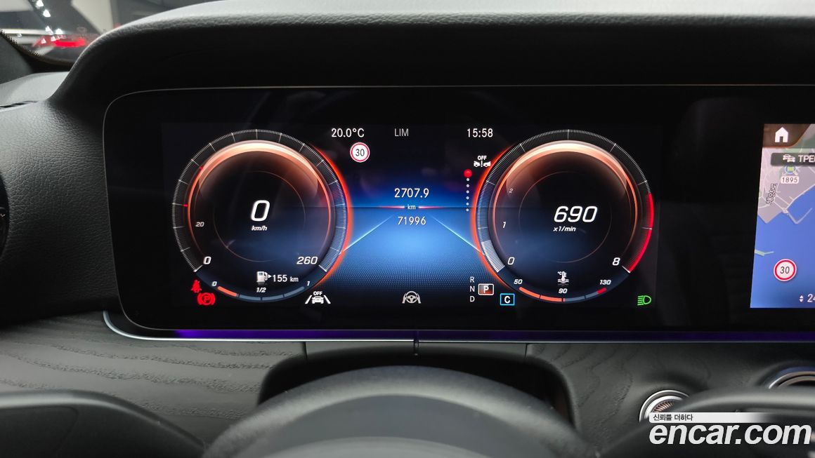 Mercedes-Benz E-Class 2022