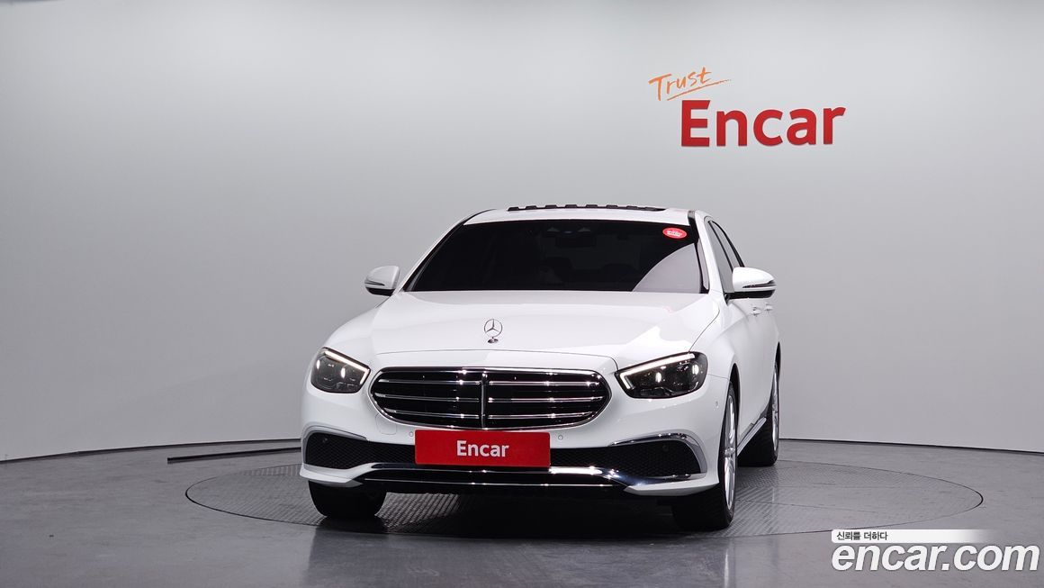 Mercedes-Benz E-Class 2021