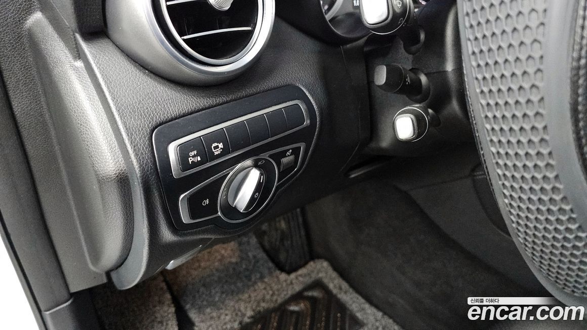 Mercedes-Benz GLC-Class 2019