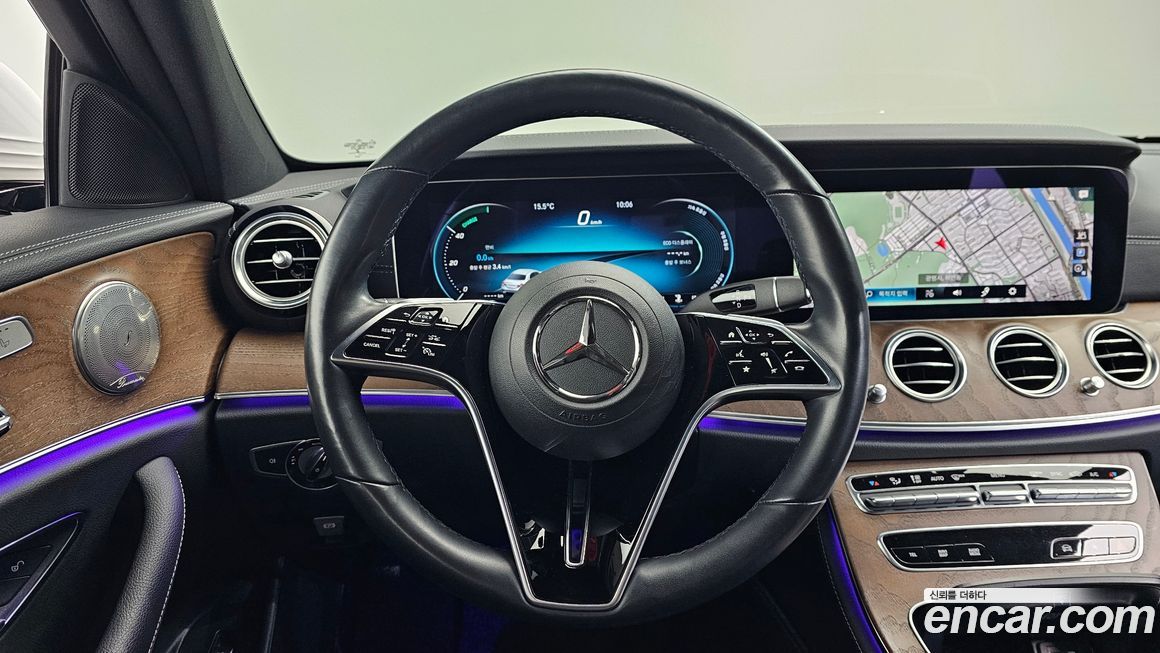 Mercedes-Benz E-Class 2021