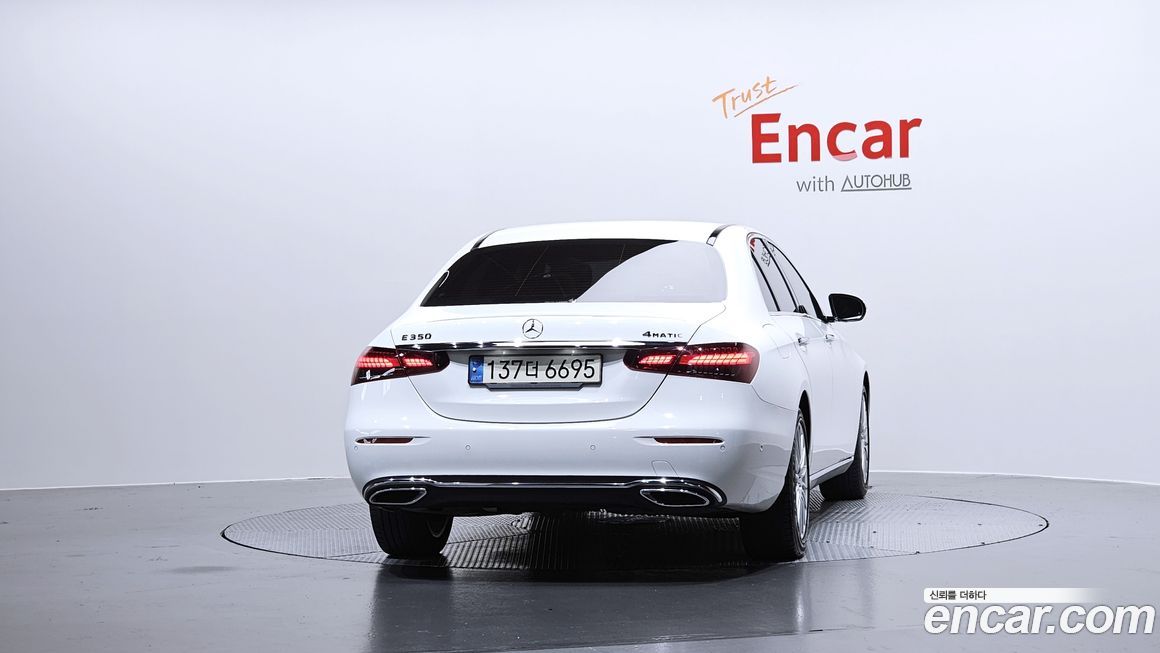 Mercedes-Benz E-Class 2021