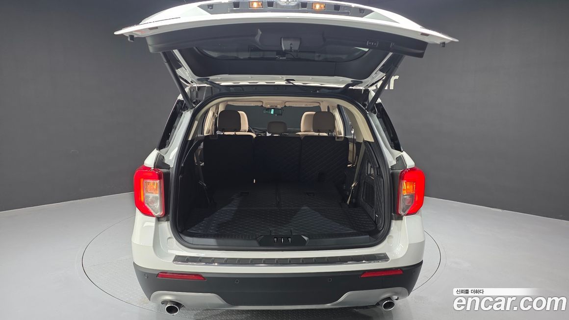 Ford Explorer 2023