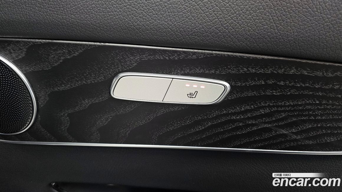 Mercedes-Benz GLC-Class 2019