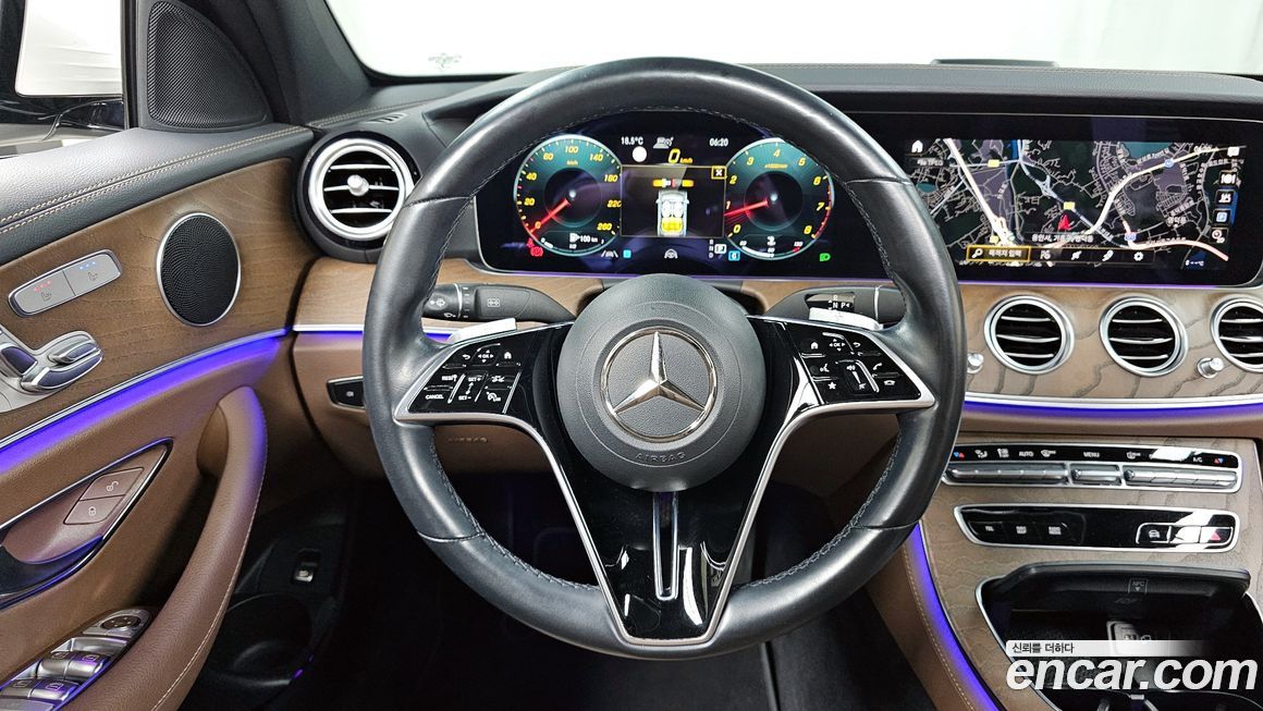 Mercedes-Benz E-Class 2021