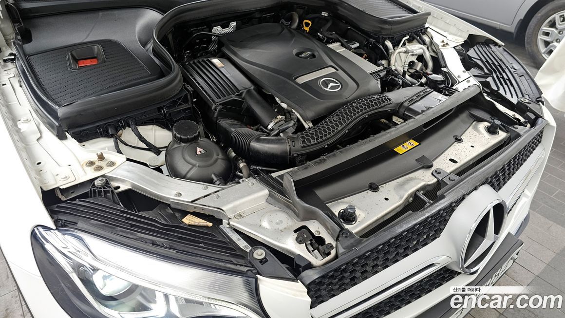 Mercedes-Benz GLC-Class 2019