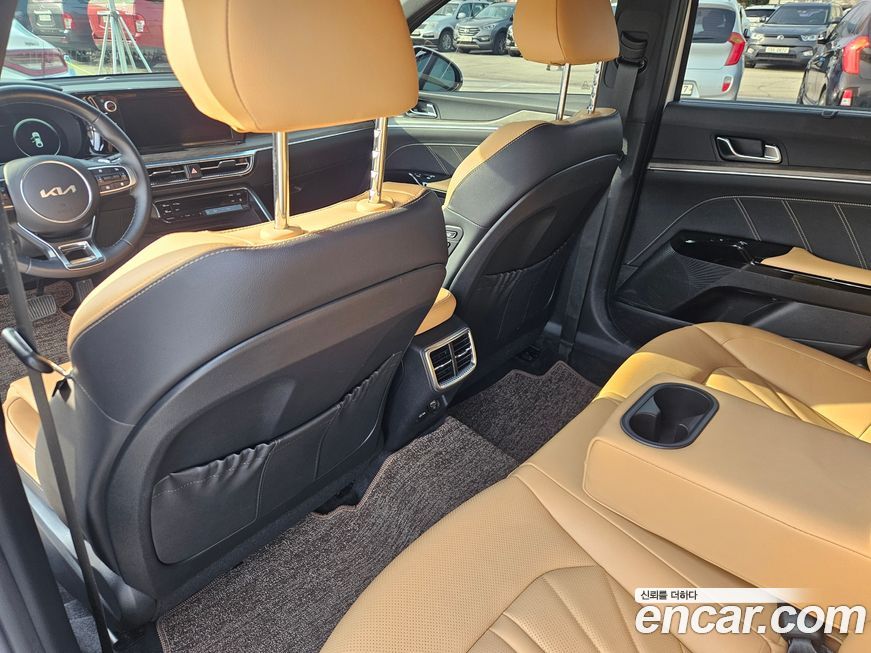 Kia K5 2023
