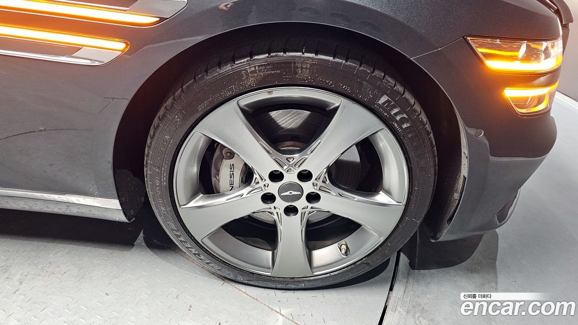 Genesis G80 2021