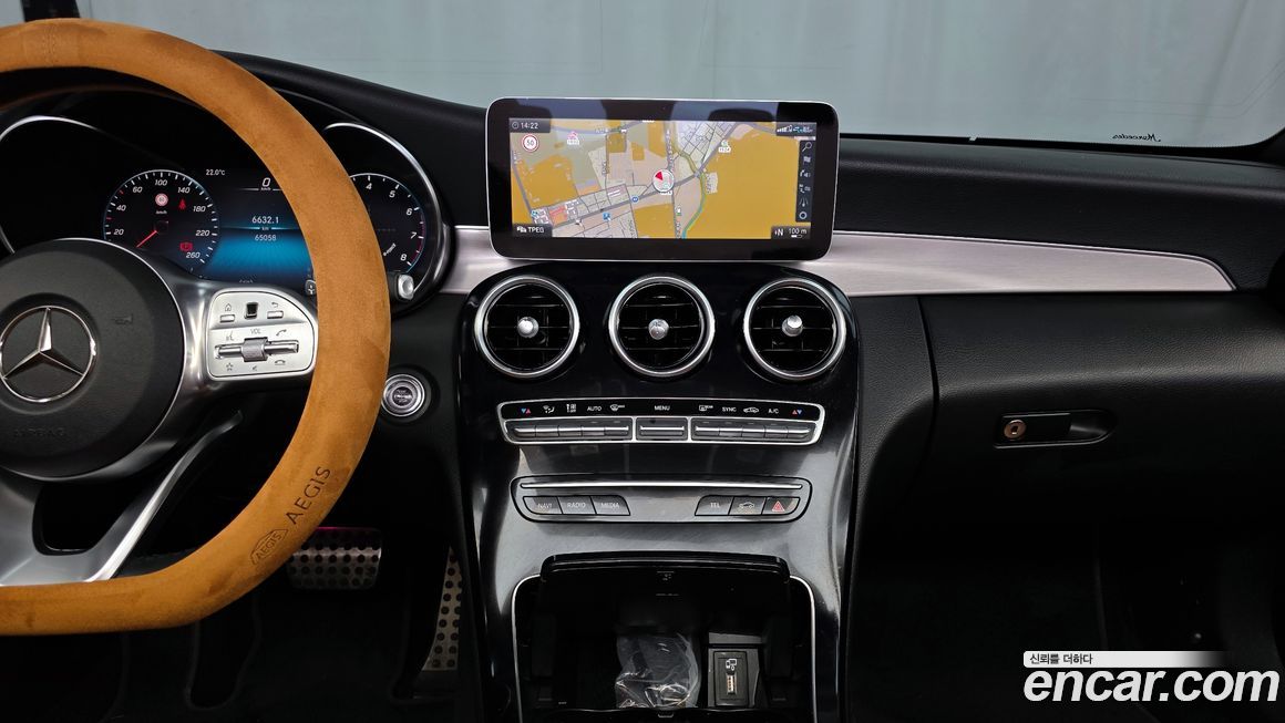 Mercedes-Benz C-Class 2020