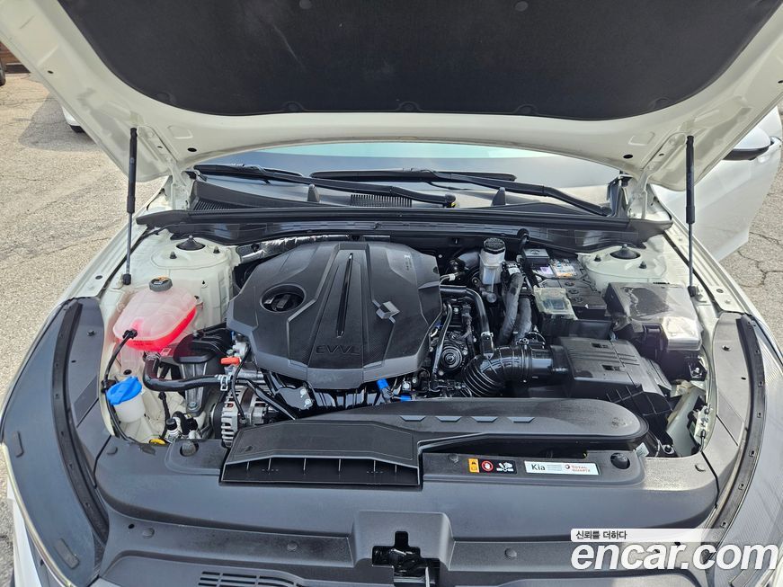Kia K5 2023