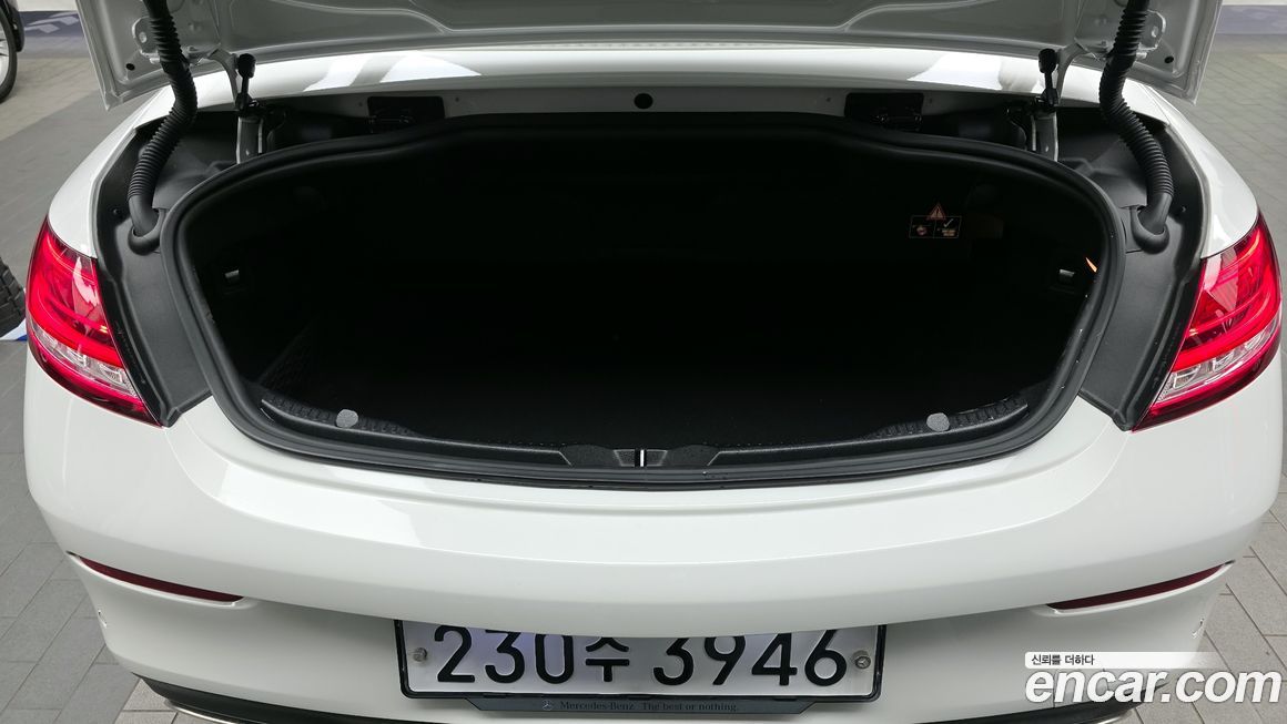 Mercedes-Benz C-Class 2020