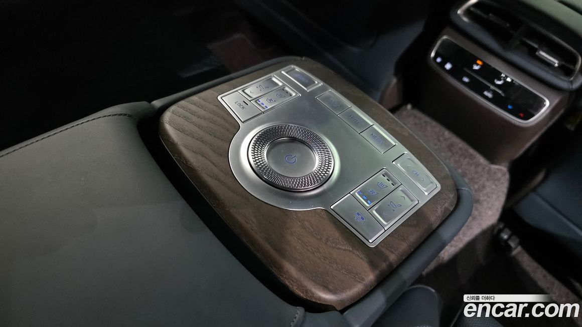 Genesis G80 2021