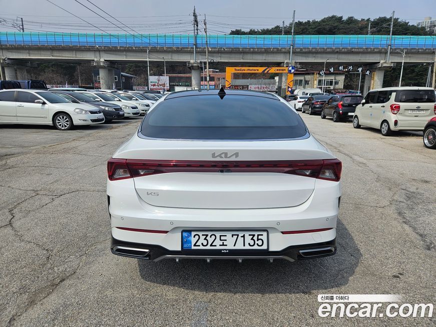 Kia K5 2023