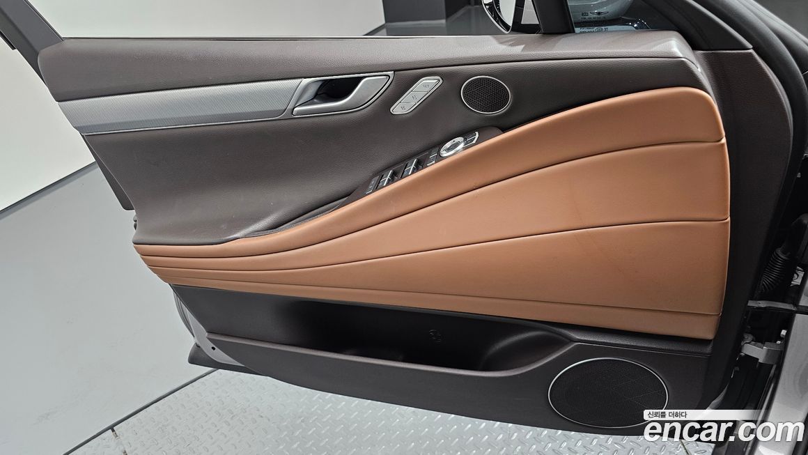 Genesis G80 2021