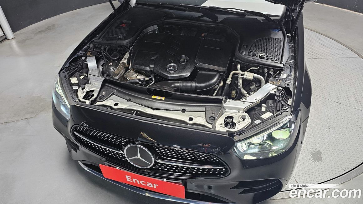 Mercedes-Benz E-Class 2021