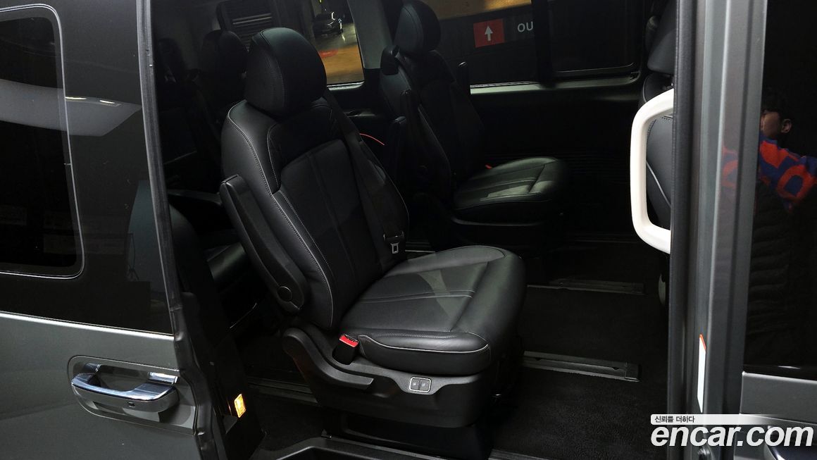 Hyundai Staria 2022