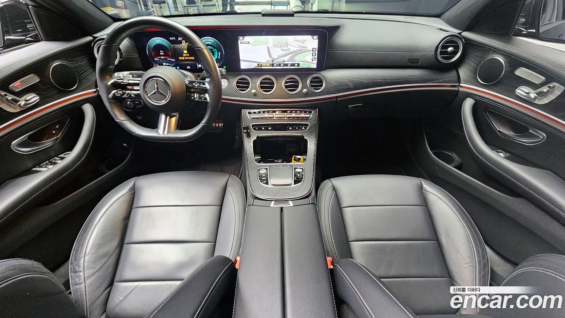 Mercedes-Benz E-Class 2021