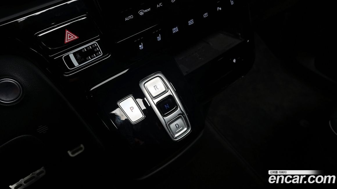 Hyundai Staria 2022