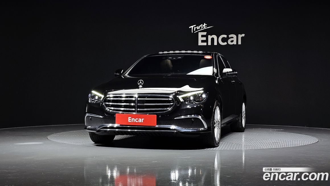 Mercedes-Benz E-Class 2021