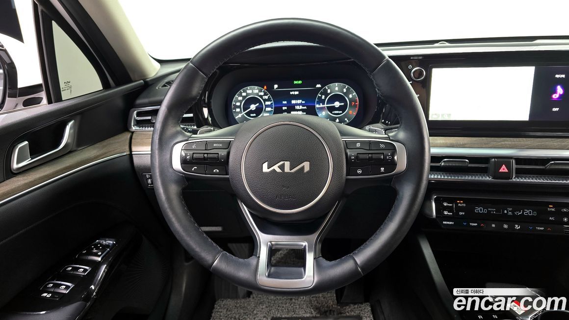 Kia K5 2023