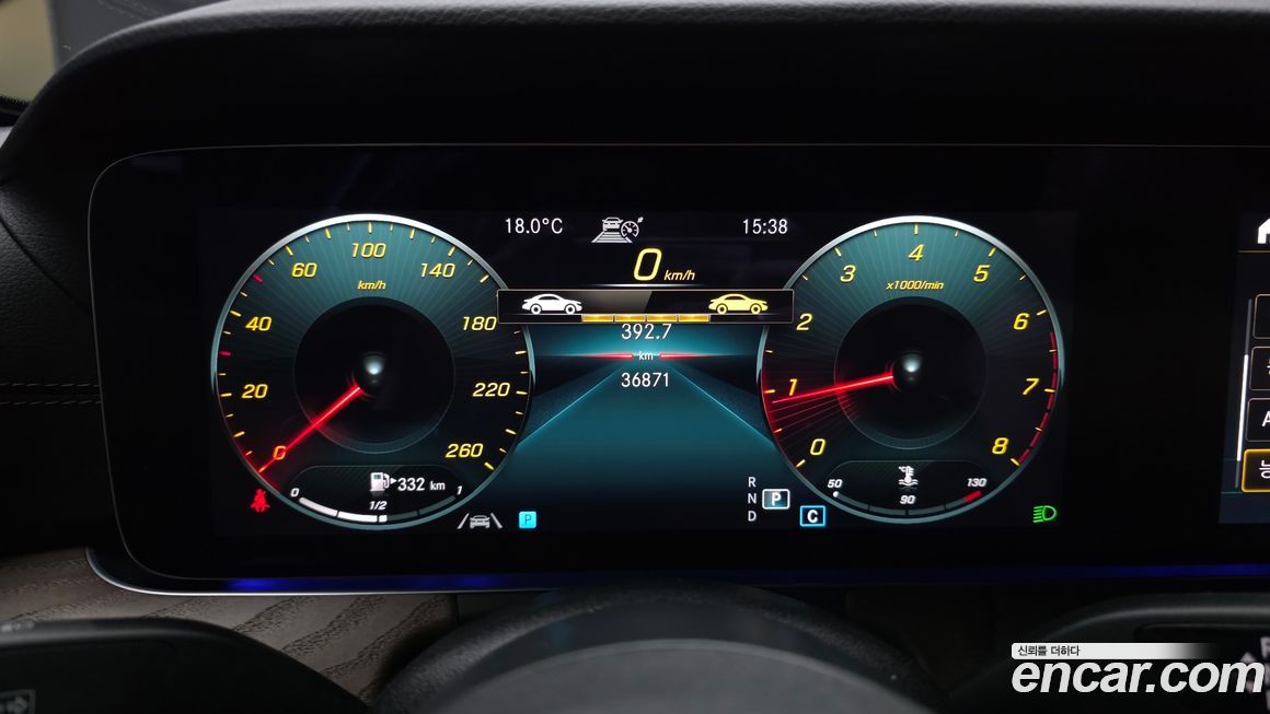 Mercedes-Benz E-Class 2022