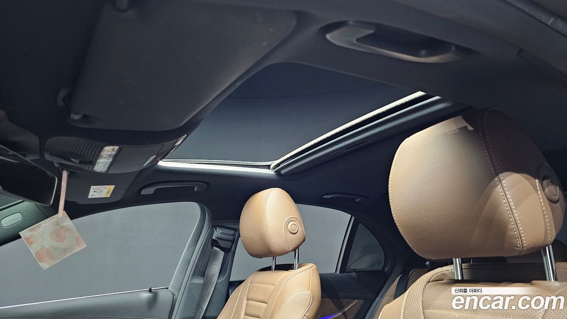 Mercedes-Benz E-Class 2021