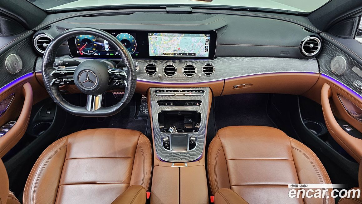 Mercedes-Benz E-Class 2021