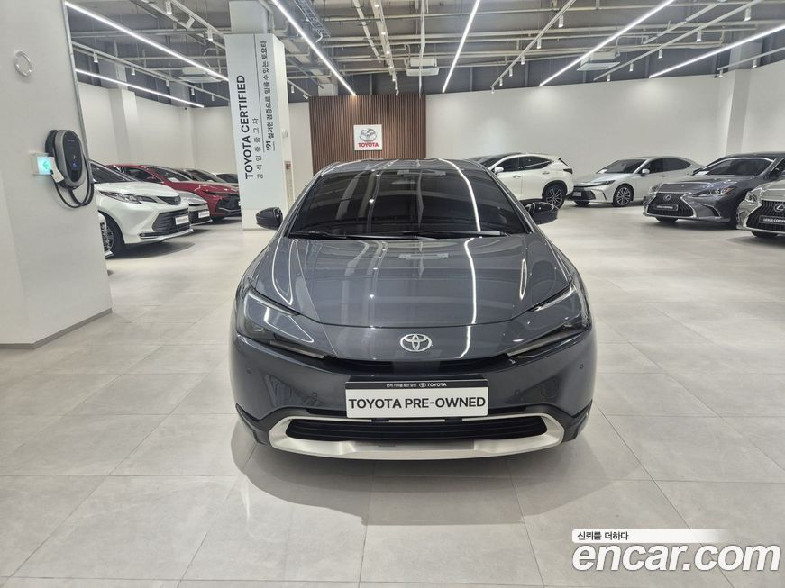 Toyota Prius 2024