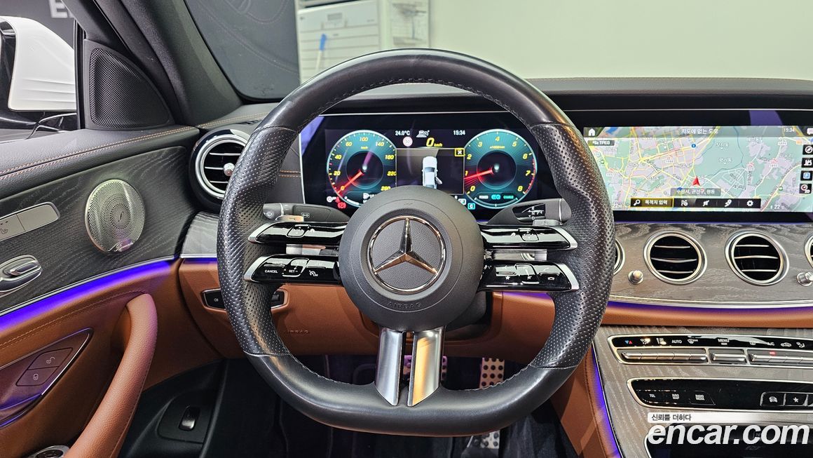 Mercedes-Benz E-Class 2021