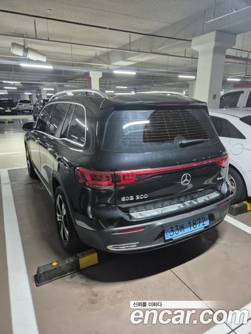 Mercedes-Benz EQB 2023