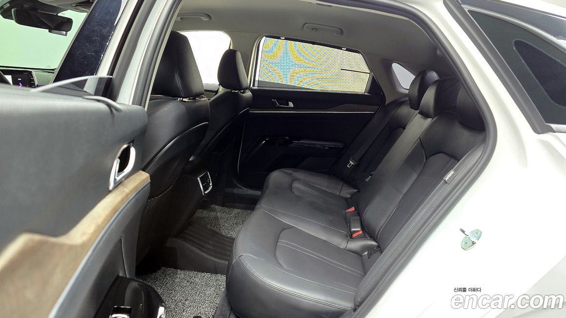 Kia K5 2023