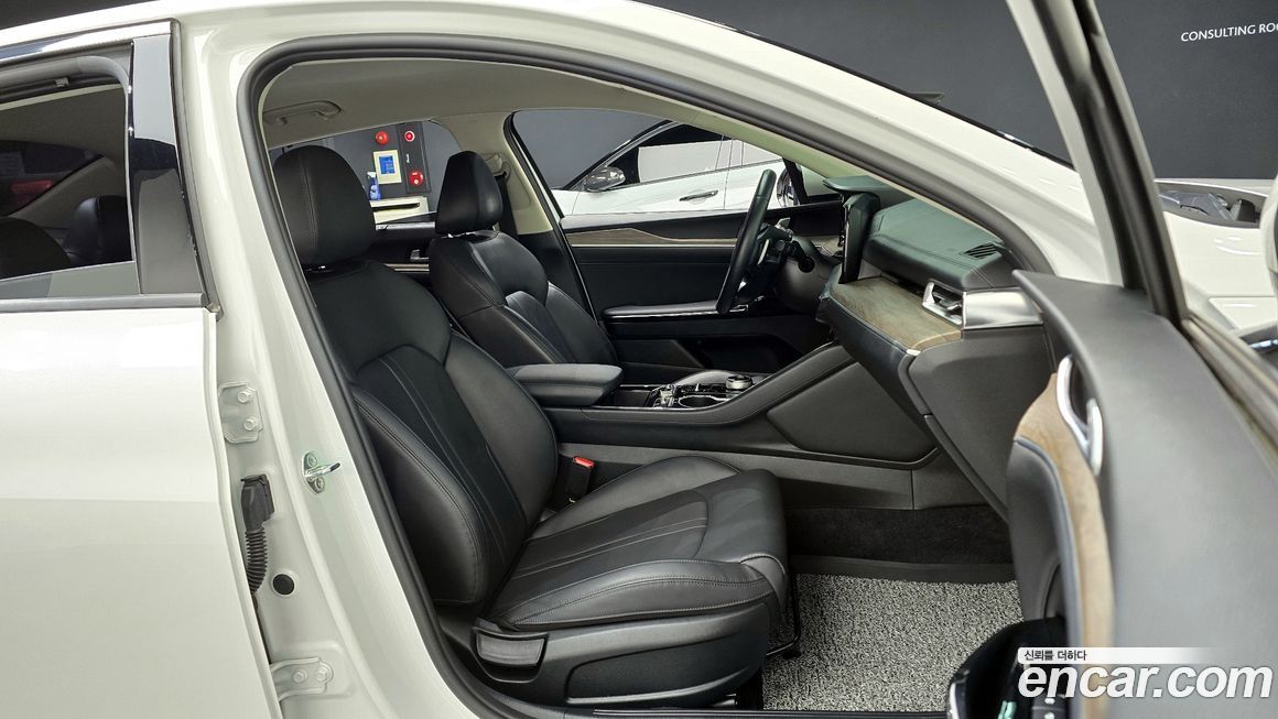 Kia K5 2023