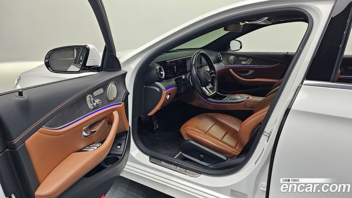 Mercedes-Benz E-Class 2021