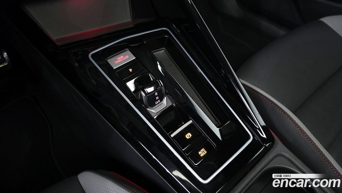 Volkswagen Golf 2024