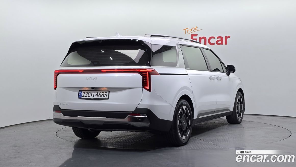 Kia Canival 2024