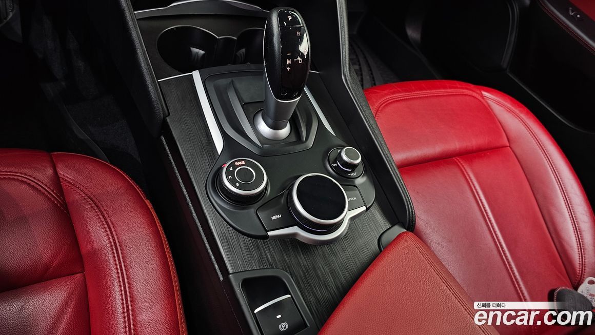 Alfa Romeo Giulia 2017