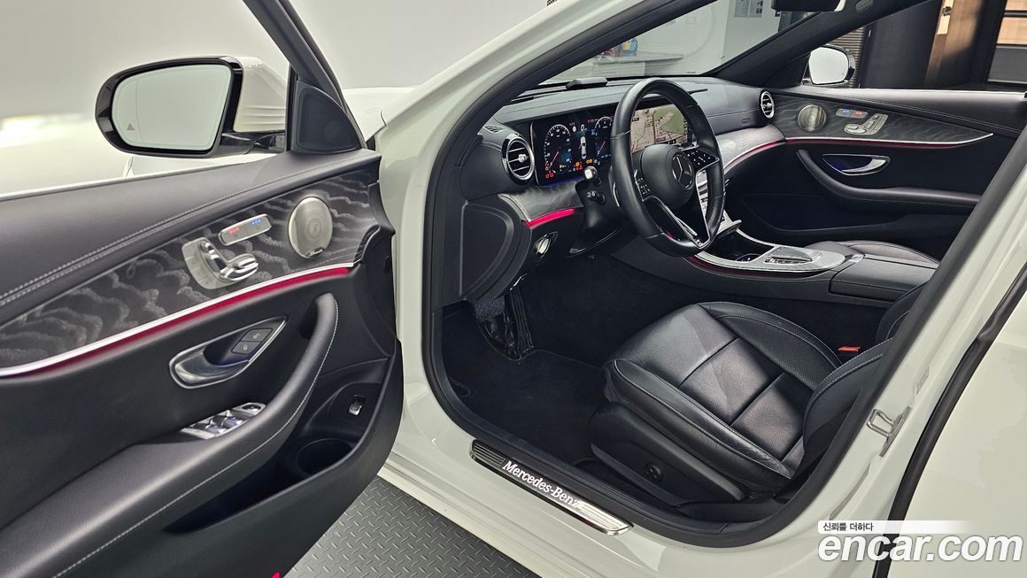 Mercedes-Benz E-Class 2022