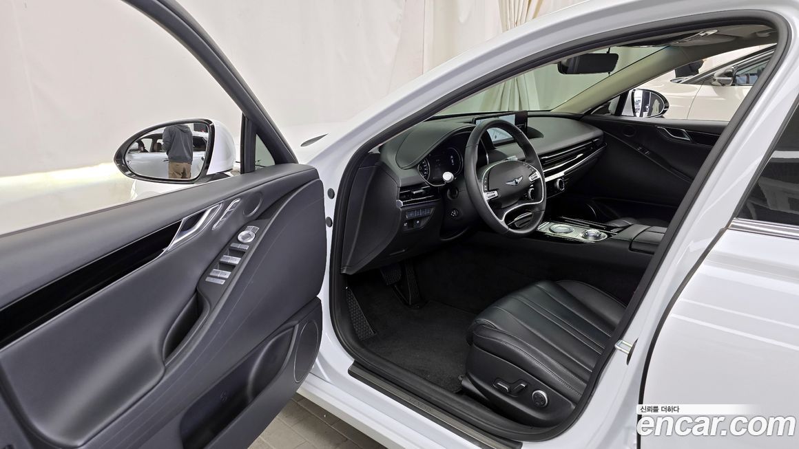 Genesis G80 2021