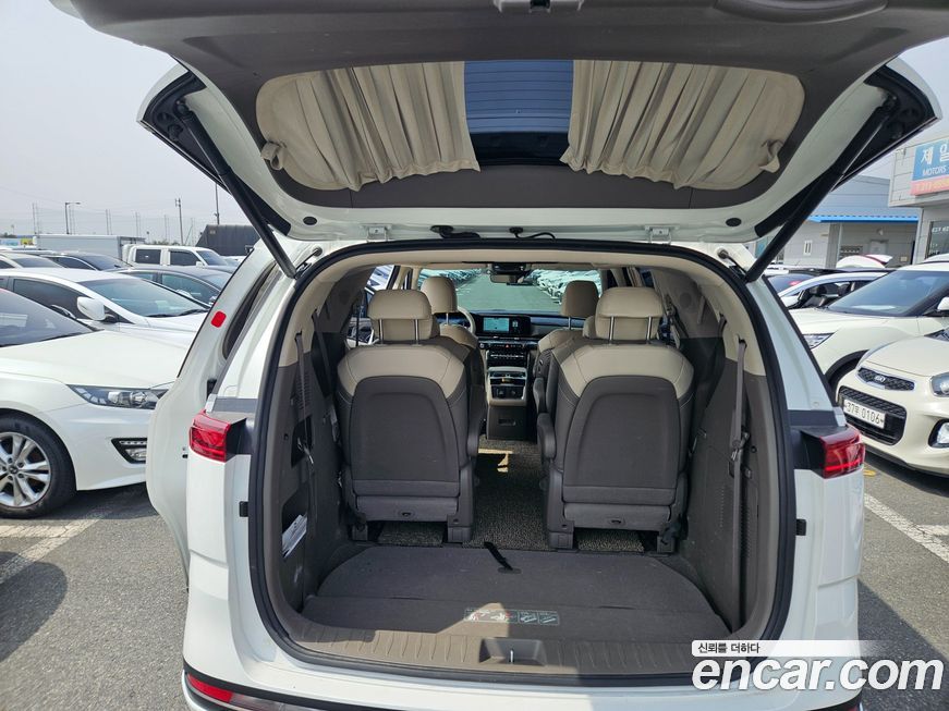 Kia Canival 2023